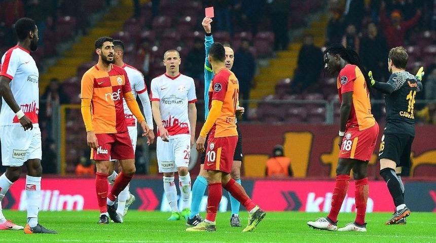 Belhanda, Kırmızı Kart G&ouml;rd&uuml;