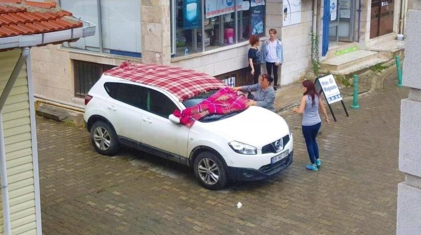 Doluya Karşı Battaniye Ve Kartonlu &Ouml;nlem