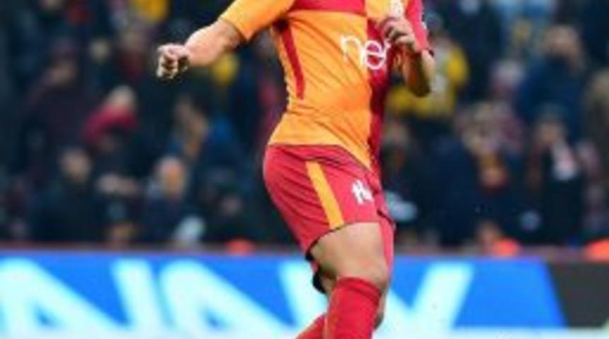Sofiane Feghouli, Ligdeki 5. Gol&uuml;n&uuml; Attı