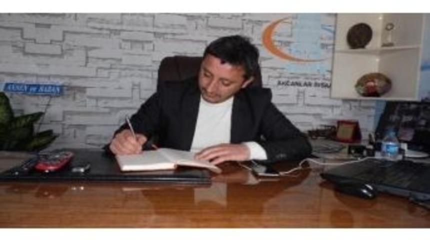 İş Adamı Akcan 1 Mayıs Bayramını Kutladı