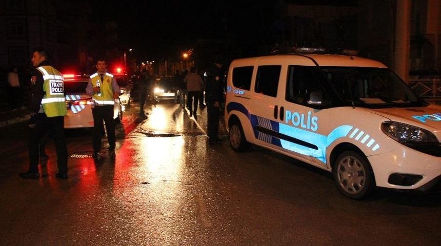 Karaman&rsquo;da Dur İhtarına Uymayan Kamyonet Polisleri Peşine Taktı