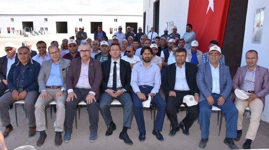 Ortak&ouml;y Yunus Emre Tarım Ticaret Merkezinde Kura &Ccedil;ekimi