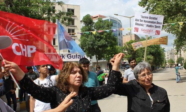 Saadet Partisi’nin Dövizi 1 Mayıs Kutlamalarına Damga Vurdu