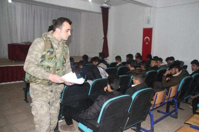 Malazgirt&rsquo;teki Lise &Ouml;ğrencilerine Askeri Okullar Anlatıldı 2