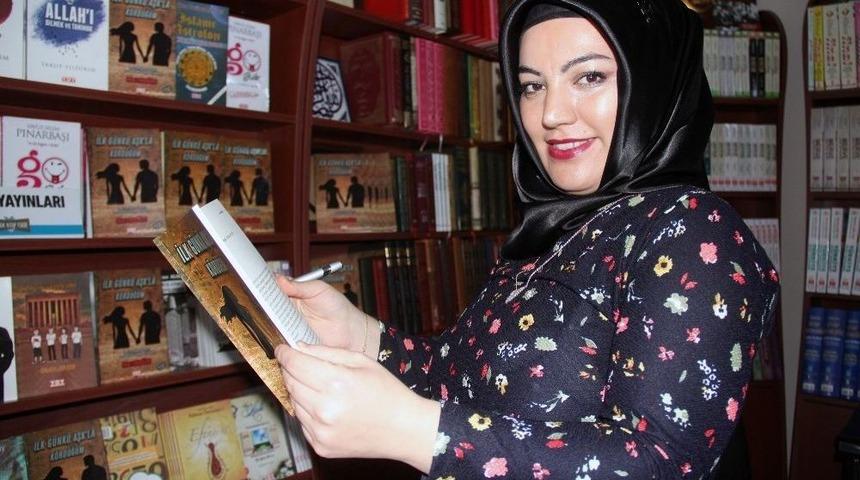 Ev Hanımı Hilal Erdoğan &rsquo;aşk&rsquo;ın Kitabını Yazdı