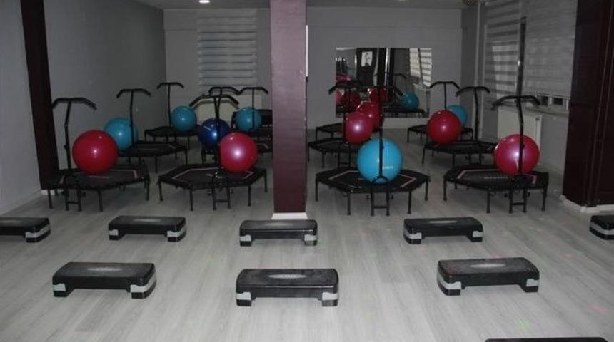 Hakkari&rsquo;de Kadınlara &Ouml;zel İlk Spor Salonu A&ccedil;ıldı