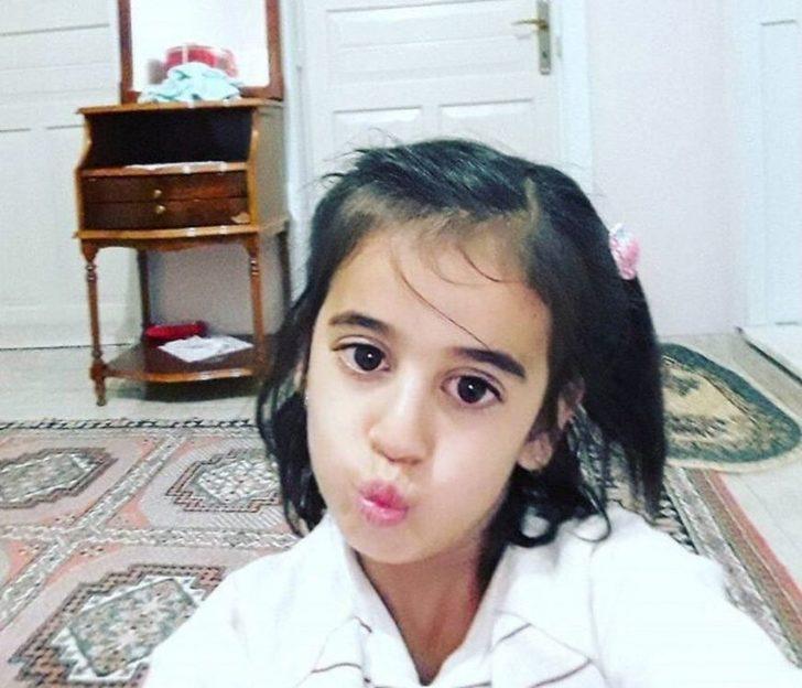 Evinin Önünde Kaybolan Eylül’den 4 Gündür Haber Alınamıyor G1