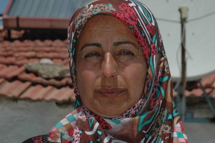 Evinin Önünde Kaybolan Eylül’den 4 Gündür Haber Alınamıyor G3