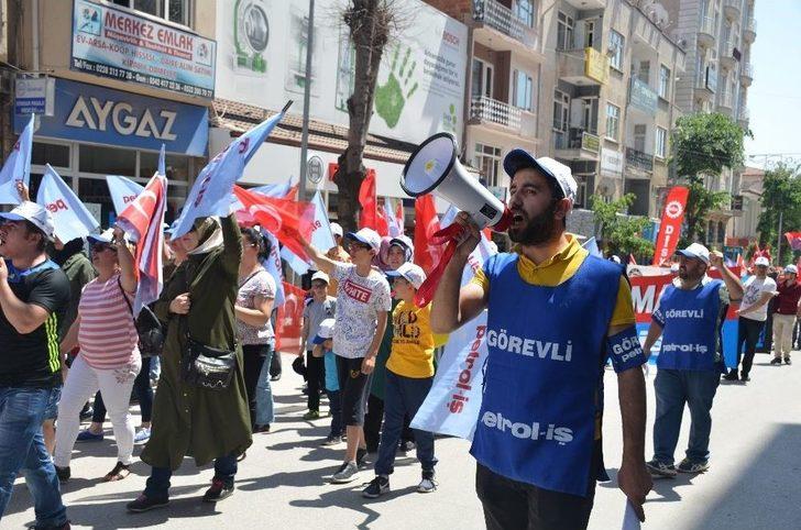 Bilecik’te 1 Mayıs Kutlamasına Katılım Az Oldu G2