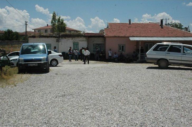 Evinin Önünde Kaybolan Eylül’den 4 Gündür Haber Alınamıyor G5