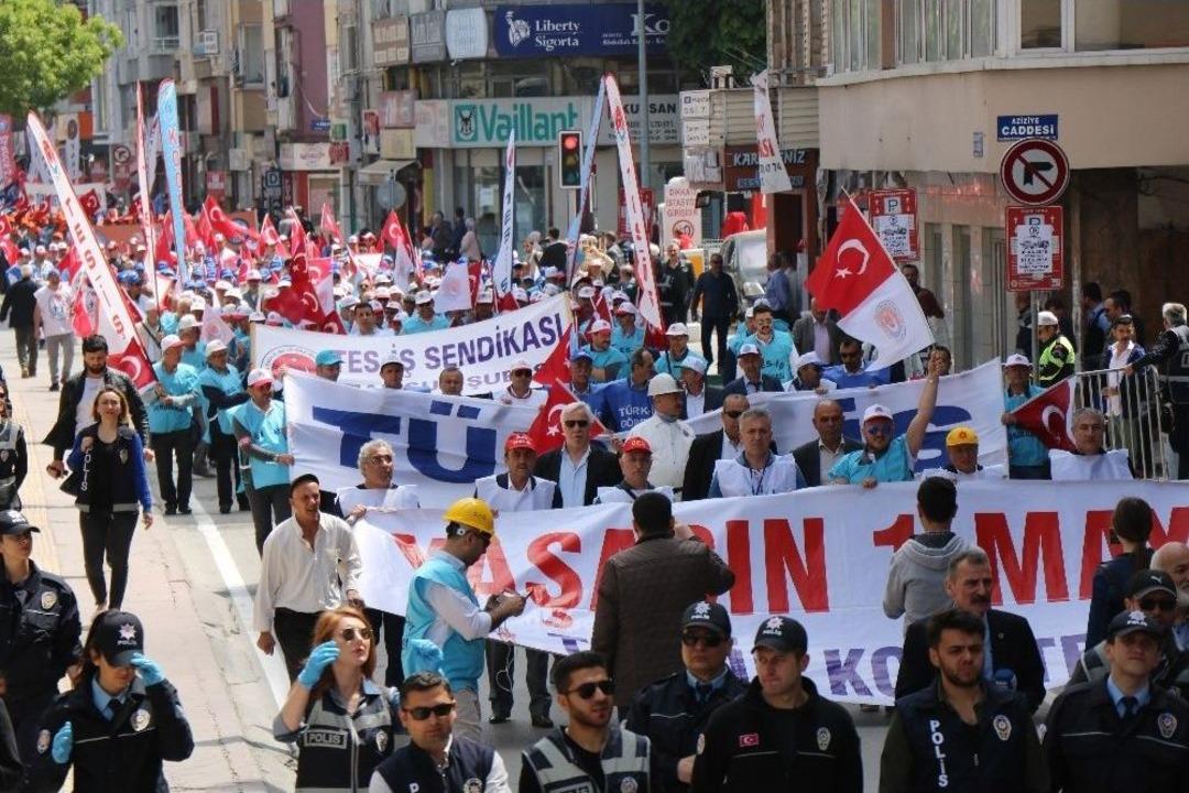 1 Mayıs Samsun&rsquo;da Halay Ve Horon Eşliğinde Kutlandı
