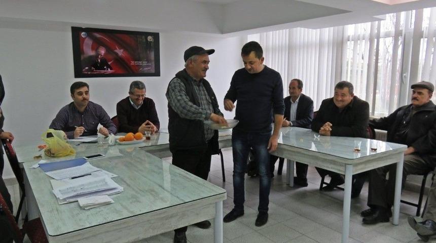 Akdağmadeni Ork&ouml;y S&uuml;t Sığırcılığı Projesi Kura &Ccedil;ekimi Yapıldı