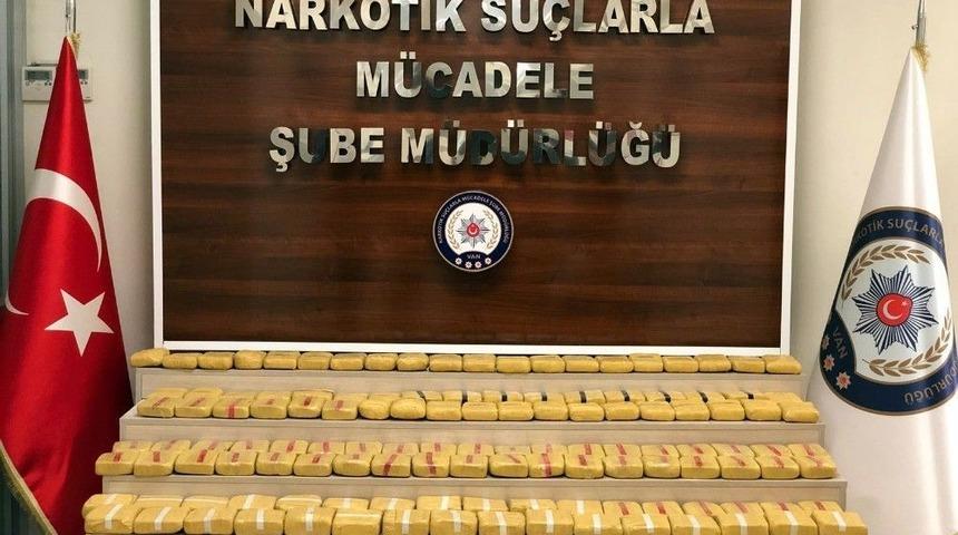 Van&rsquo;da 75 Kilo 240 Gram Eroin Ele Ge&ccedil;irildi
