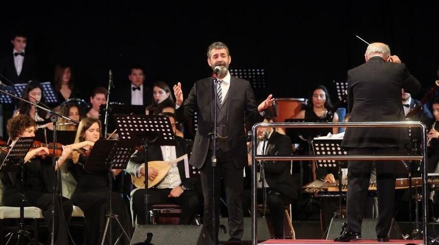 Nazım Hikmet&rsquo;te T&uuml;rk&uuml;lere Senfonik Dokunuş