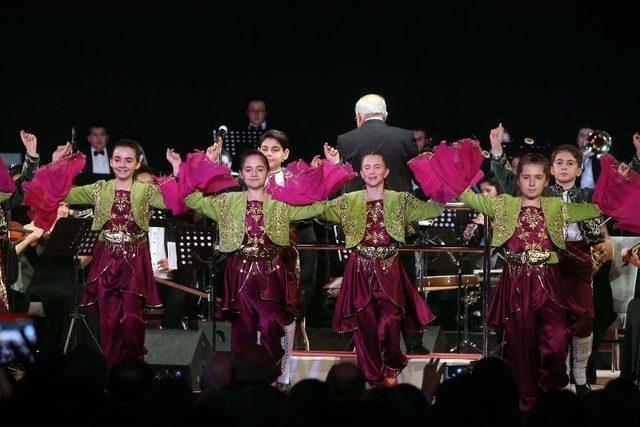 Nazım Hikmet’te Türkülere Senfonik Dokunuş