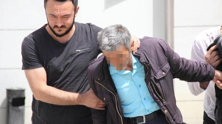 71 Yaşındaki Baba İle Oğlu Uyuşturucudan Adliyeye Sevk Edildi