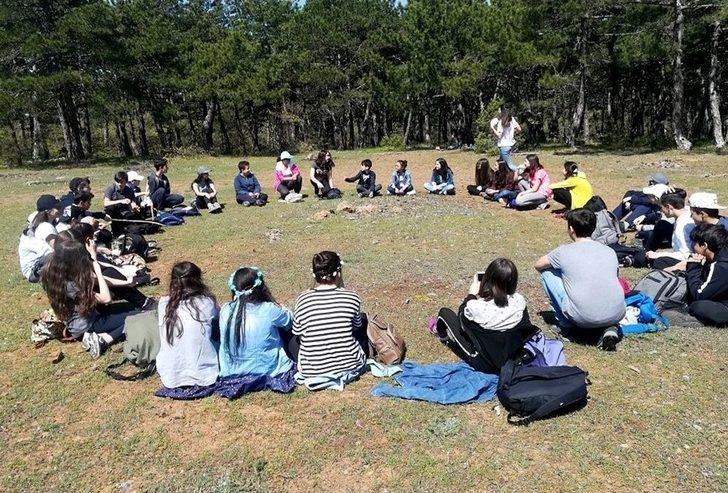 Öğrenciler Ormanda Güzel Bir Gün Geçirdi G2