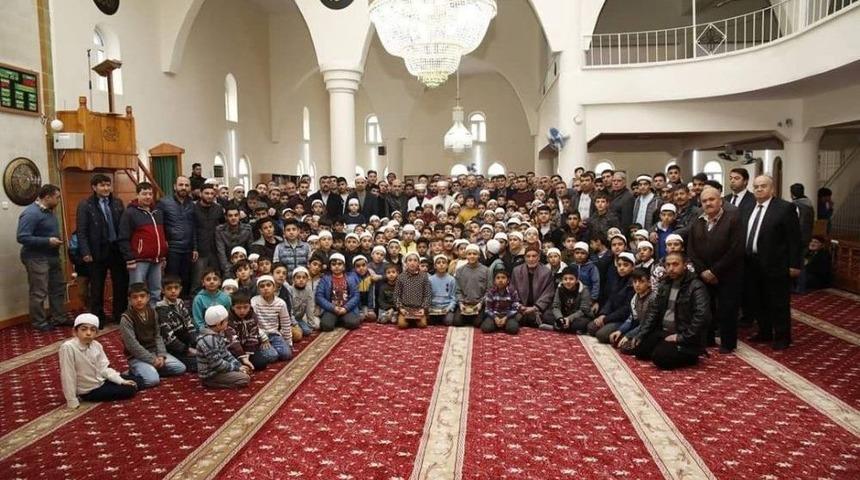 &lsquo;haydi &Ccedil;ocuklar Camiye&rsquo; Projesinde 3 Bine Yakın &Ccedil;ocuk Cemaatle Namaz Kıldı