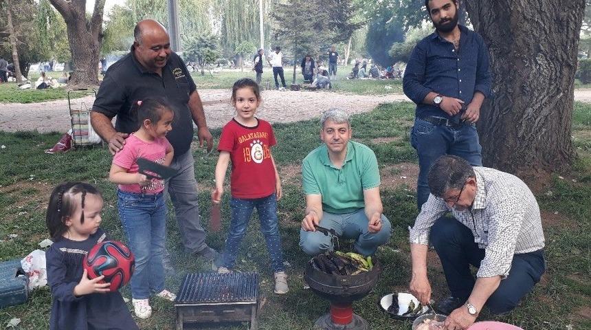 1 Mayıs’ta Piknik Alanları Doldu Taştı