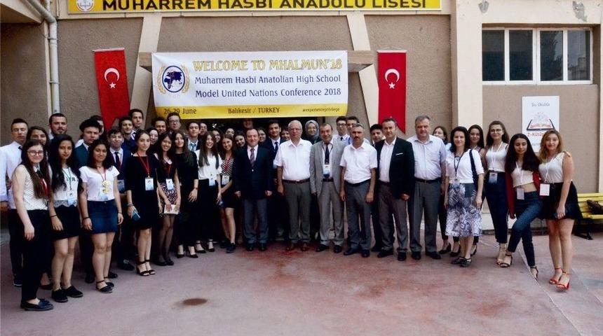 Balıkesir’de Bm Konferansı
