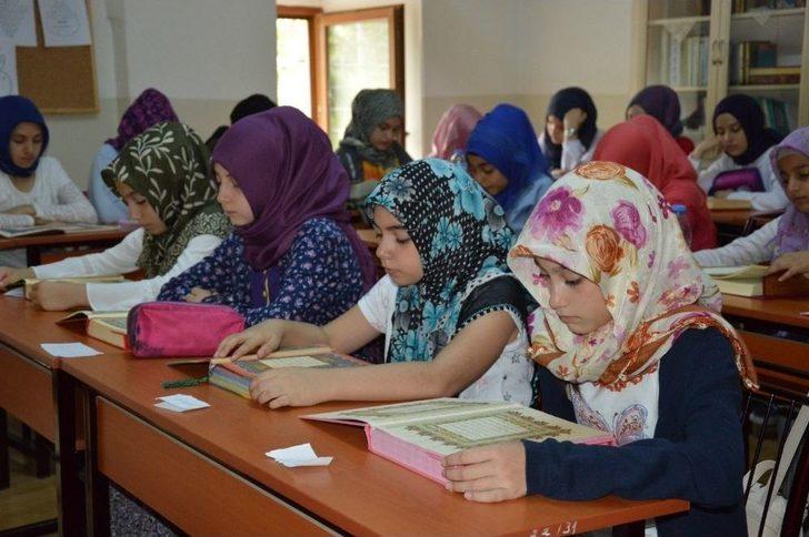 Manisa’da Yaz Kur’an Kursları Başladı G2