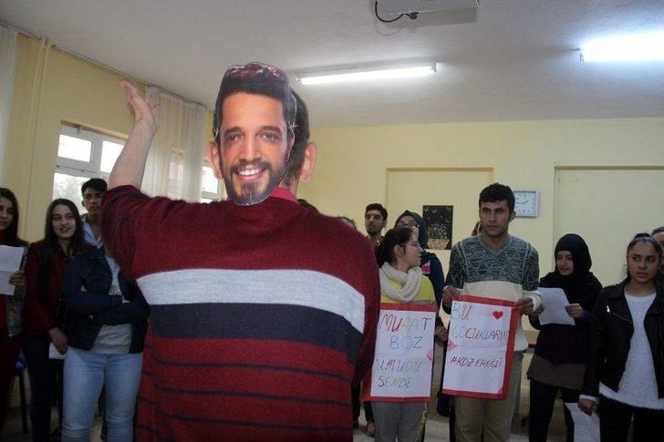 Engelli Öğrenciler Murat Boz’u Memleketine Davet Etti G4