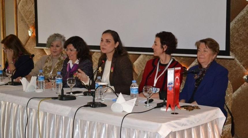 Rekt&ouml;r &Ccedil;akar, Tulip Programına Katıldı