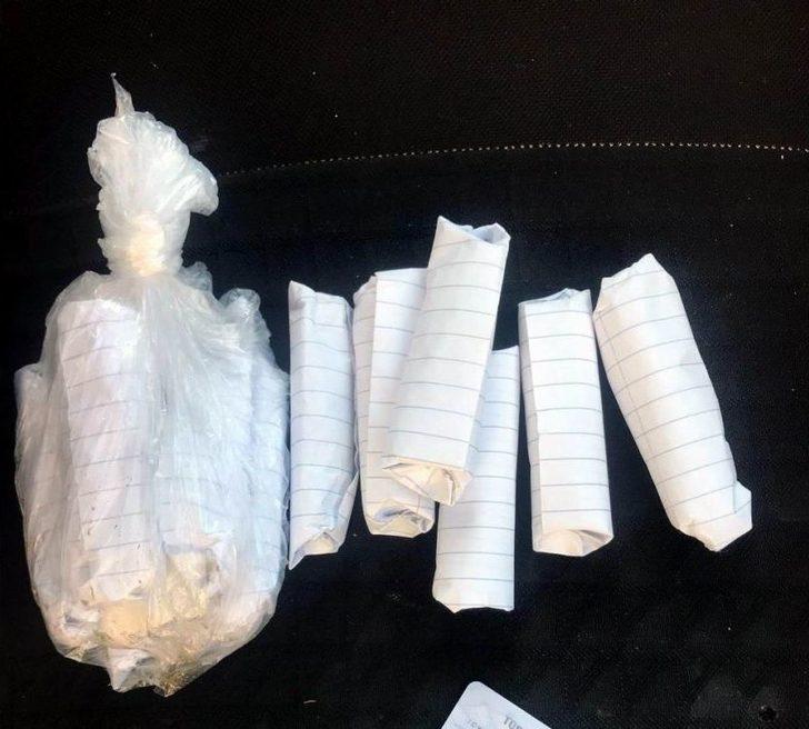 Tuvalete Atılan Uyuşturucu Paketlerini Polis Buldu G2