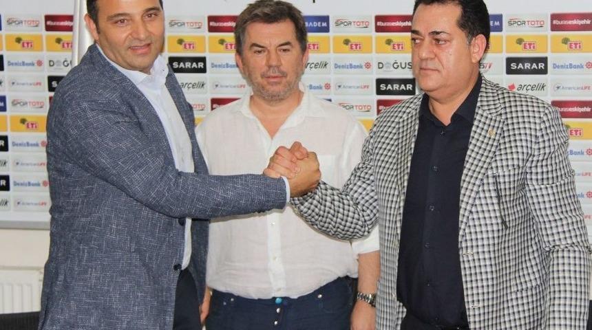 Eskişehirspor&rsquo;un Yeni Teknik Direkt&ouml;r&uuml; Fuat &Ccedil;apa Oldu