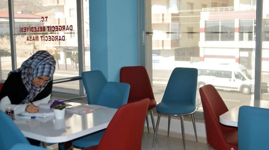 Gen&ccedil;lik Merkezi, Darge&ccedil;itli Gen&ccedil;lerin Umudu Oldu