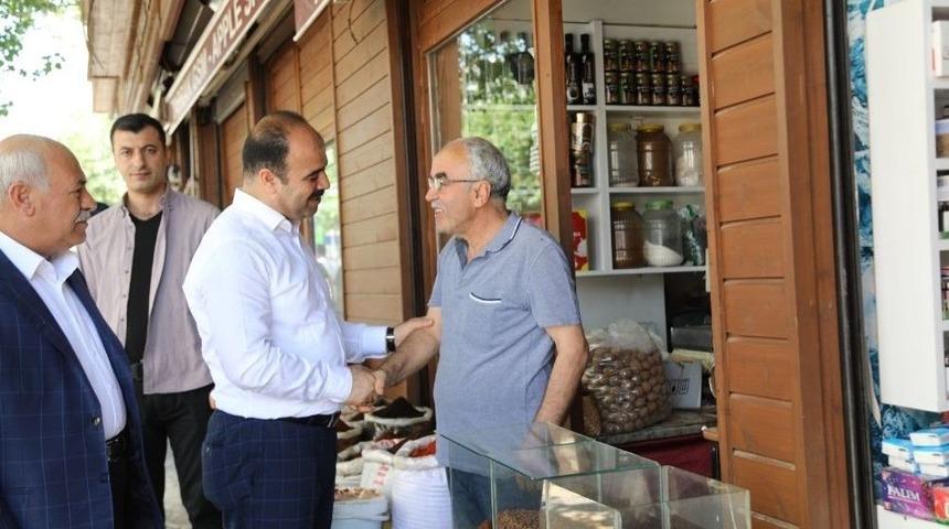 &Ccedil;ift&ccedil;i Vatandaşlara Teşekk&uuml;r Etti