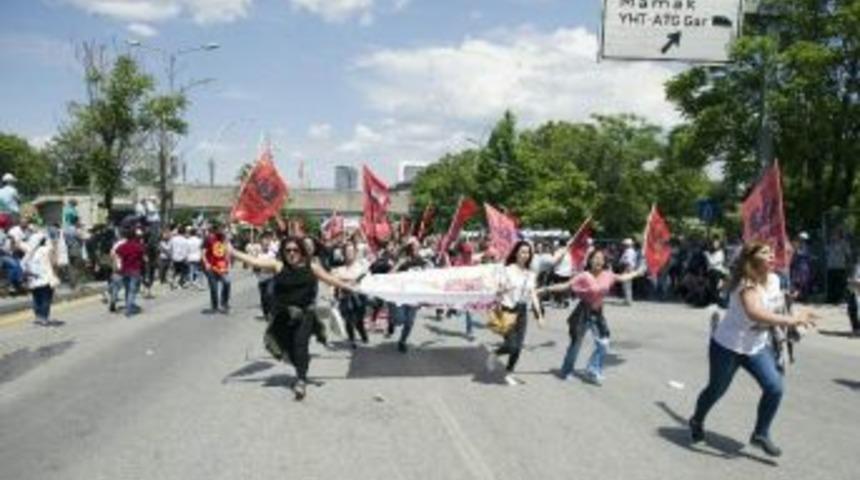 Ankara&rsquo;da 1 Mayıs Binlerce Kişinin Katılımıyla Kutlandı