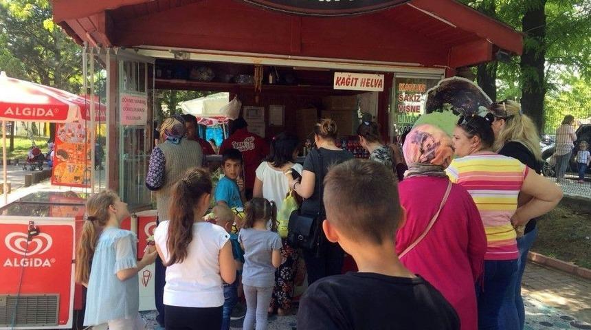 Tatili Fırsata &Ccedil;evirdiler