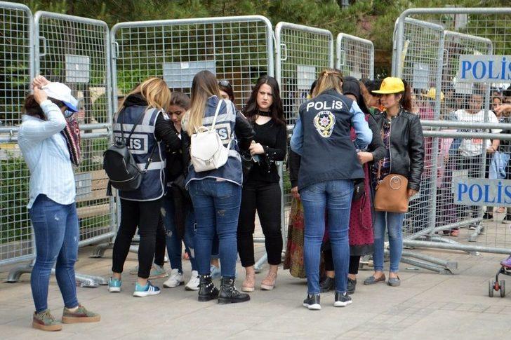 Güneydoğu’da 1 Mayıs Kutlamaları G5