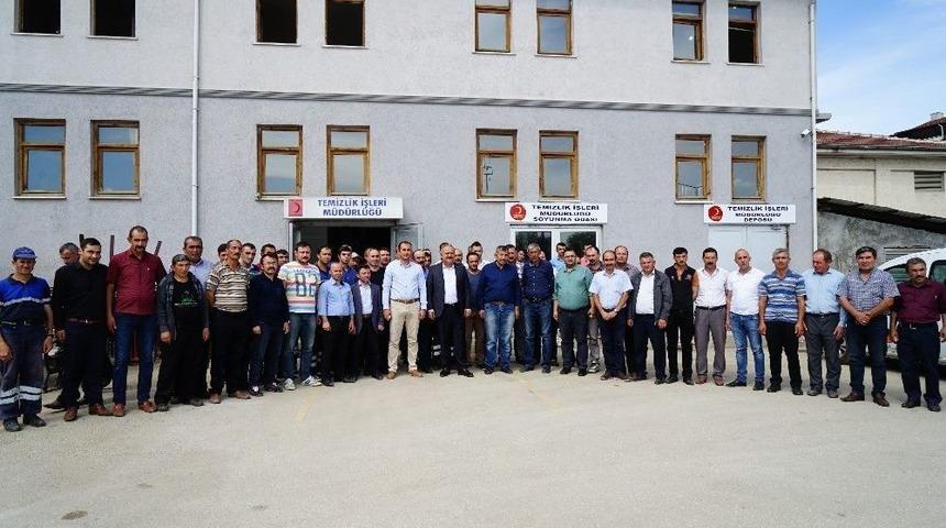 Başkan Babaş, Temizlik İş&ccedil;ilerini Ziyaret Etti