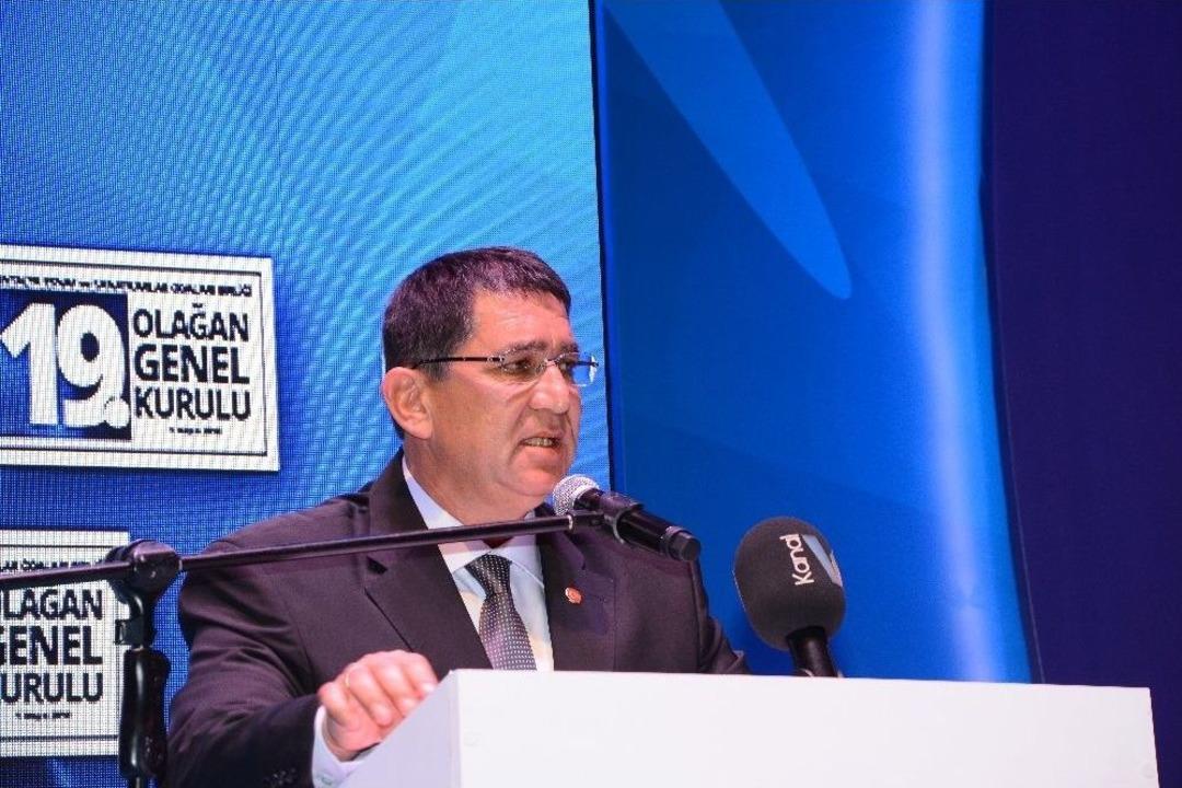 Aesob Başkanı Adlıhan Dere G&uuml;ven Tazeledi