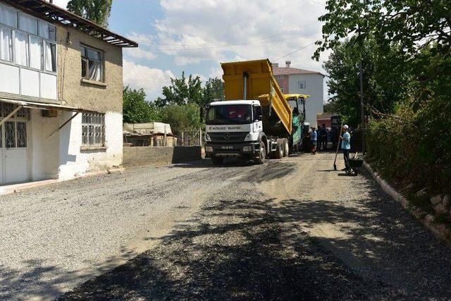 Yarımcahan Mahallesi’ne Sıcak Asfalt