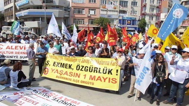 Burhaniye’de Sazlı Sözlü 1 Mayıs Kutlaması