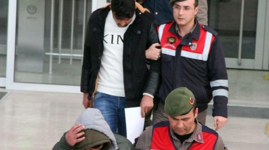 Hırsızlık Ş&uuml;phelileri Tutuklandı