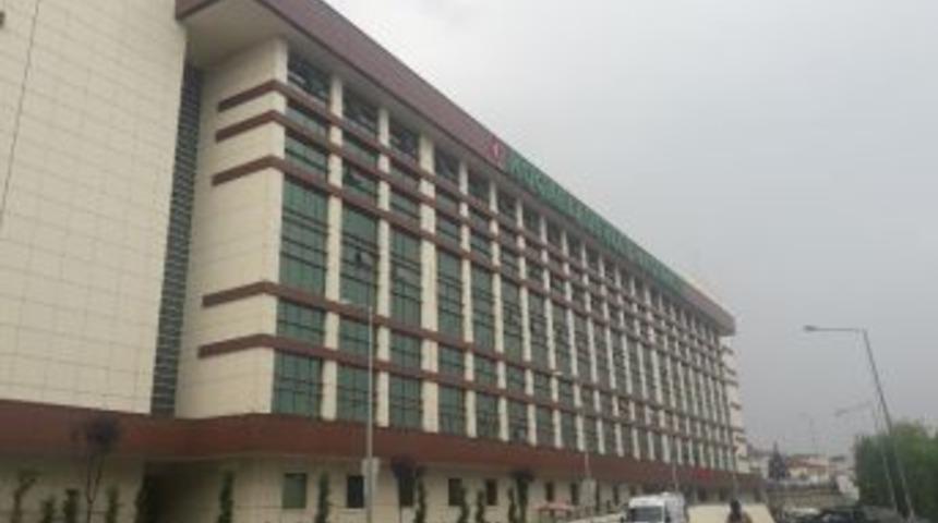 3 G&uuml;n &Ouml;nce Doğan Bebek Beşiğinde &Ouml;ld&uuml;