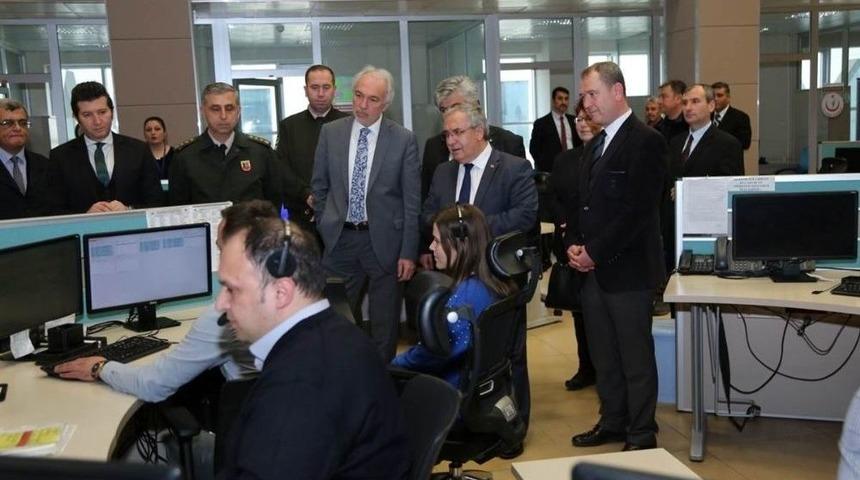 K&uuml;tahya 112 Acil &Ccedil;ağrı Merkezi M&uuml;d&uuml;r&uuml; Tamer Yiğit: Aramaların Y&uuml;zde 63&rsquo;&uuml; Gereksiz