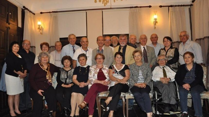 Yarım Asırdır S&uuml;ren Dostluk