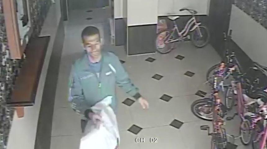 Hırsız, Misafirleri Ayakkabısız Bıraktı