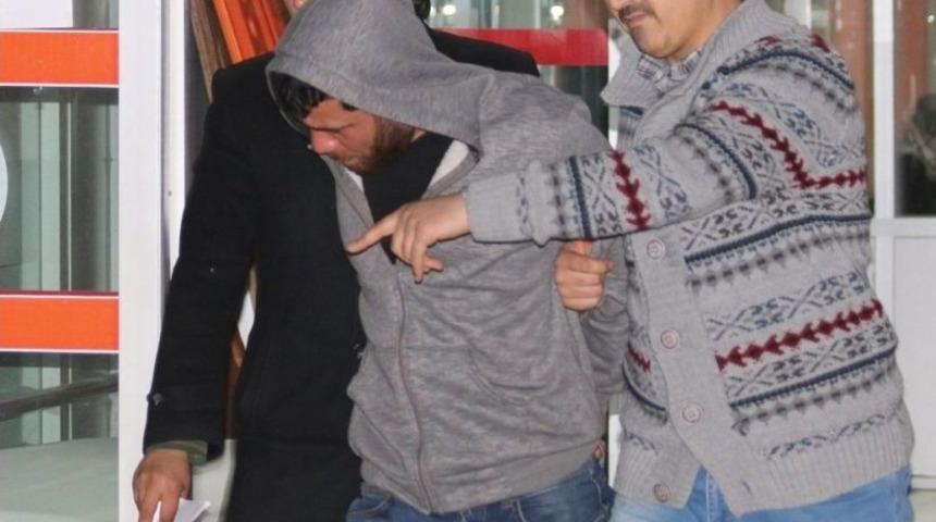 Valizinde Patlayıcı İle Yakalandı