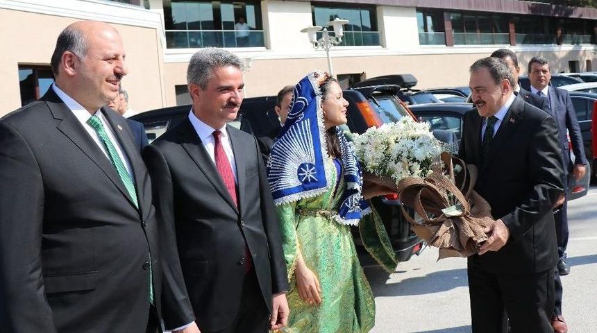 Bakan Eroğlu&rsquo;ndan &rsquo;ittifak&rsquo; Değerlendirmesi