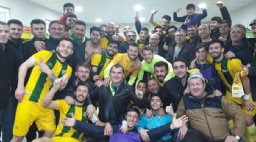 Altınova Emin Adımlarla 3. Lig&rsquo;e İlerliyor