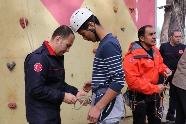 Öğrencilere Yangın Eğitimi