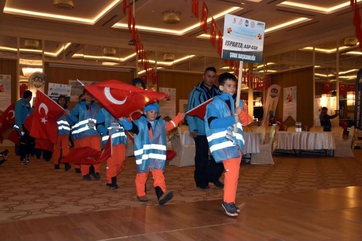 Milletin &Ccedil;ocukları 15 Temmuz Ruhunu Sporla Yaşatacak