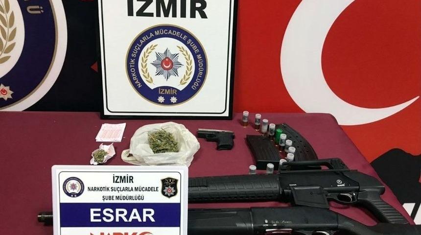 İzmir&rsquo;de Zehir Tacirlerine Operasyonda 6 Tutuklama