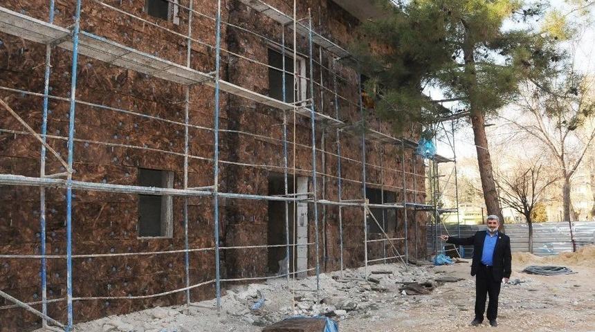 Değirmi&ccedil;em&rsquo;deki Sosyal Tesisin Kaba İnşaatı Tamamlandı